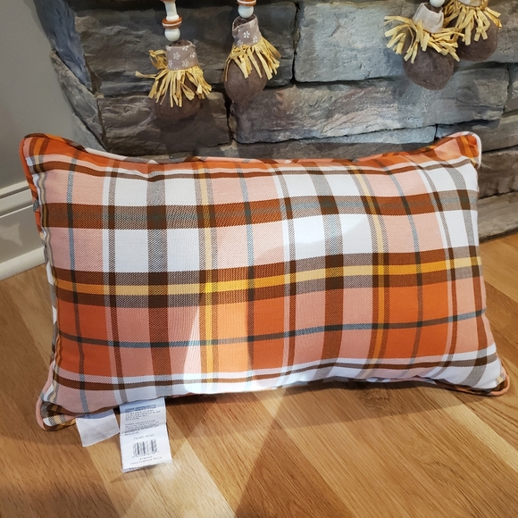 Thanksgiving Truck Throw Pillow-NWT - Picture 4 of 4
